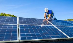 Installation et mise en production des panneaux solaires photovoltaïques à Saint-Hilaire-de-Loulay